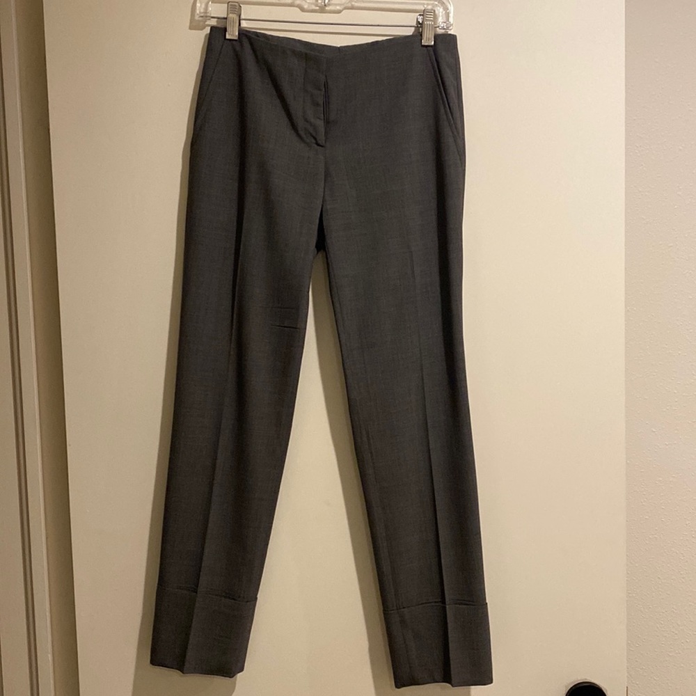 Theory women’s cropped, cuffed mid-low waisted slacks sz 2
